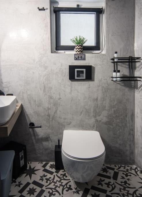 City Four Lions B Apartment Ираклио Екстериор снимка